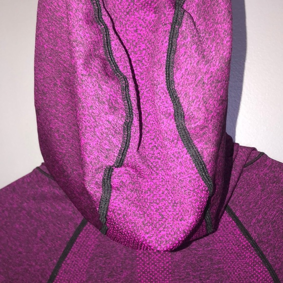 PERFECT CONDITION hooded workout jacket - Picture 7 of 13